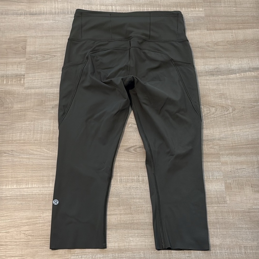 Lululemon Fast & Free Crop II *Nulux 19" - Picture 6 of 8
